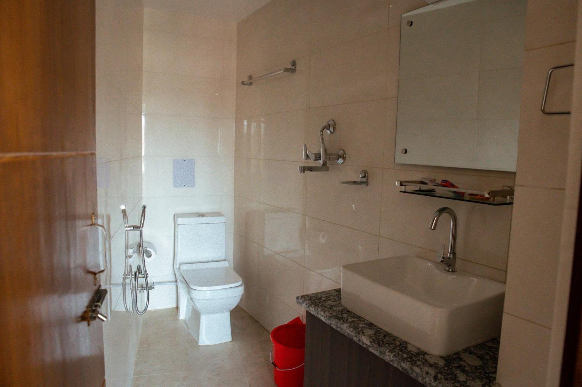 Kusum Airport Hotel Catmandu Exterior foto