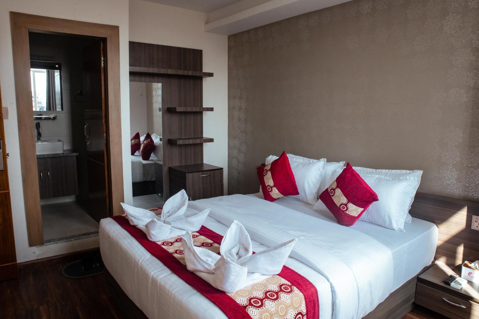 Kusum Airport Hotel Catmandu Exterior foto